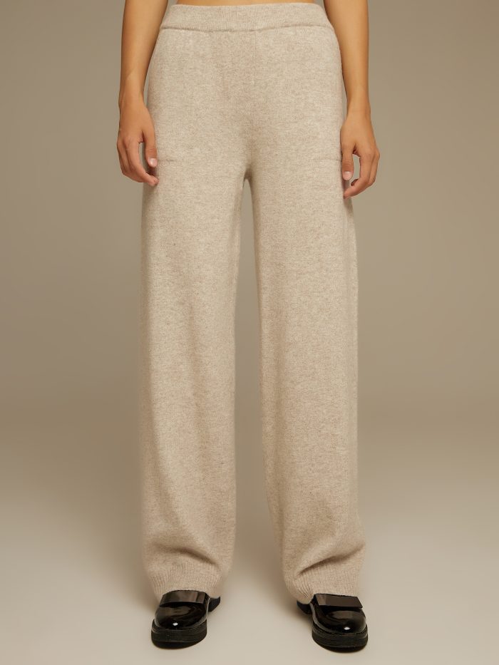 TROUSERS BEIGE straight cut with pockets 4088
