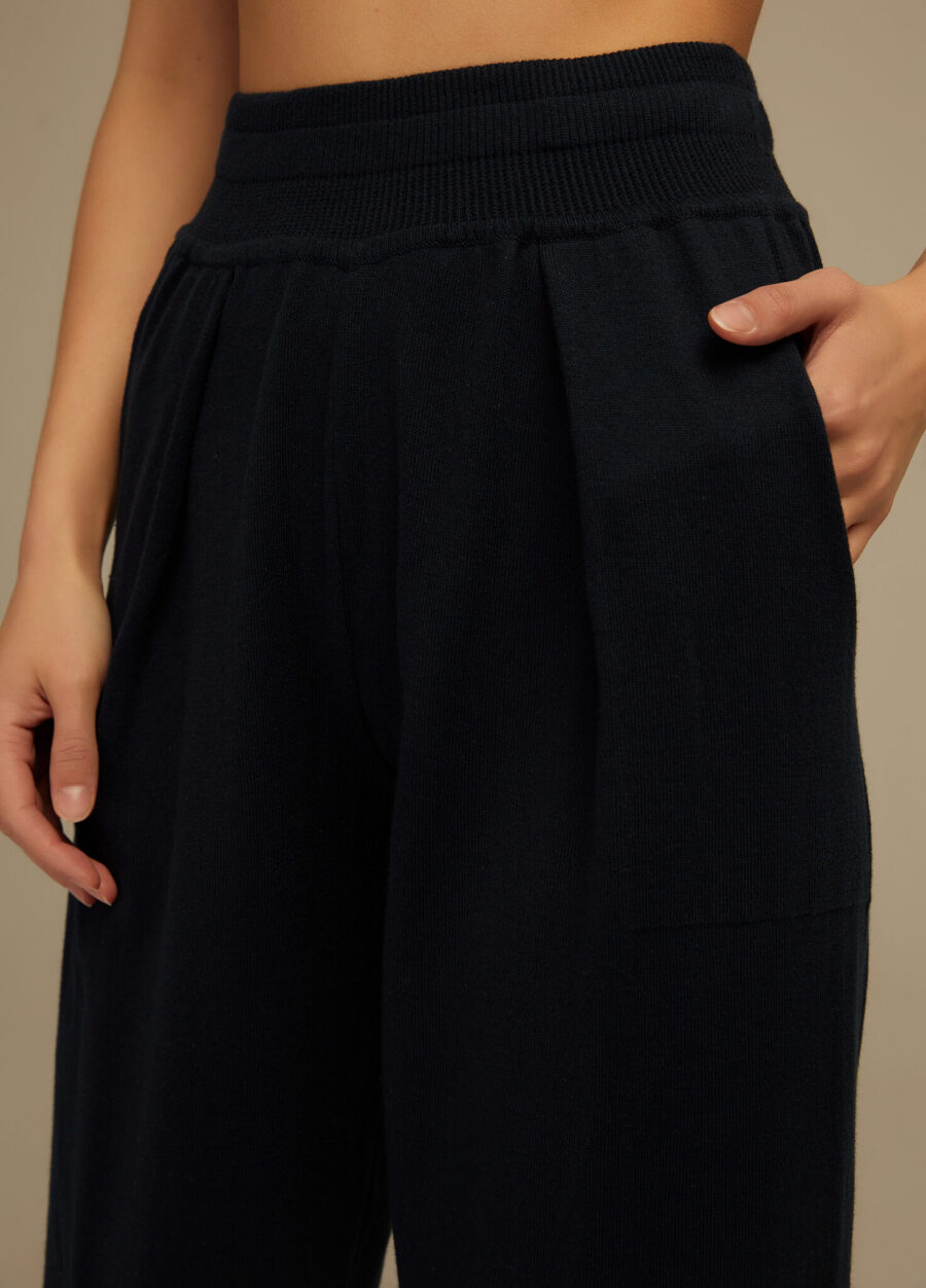 PANTS BLUE with clips 4005-Collections_Ready to Wear_2