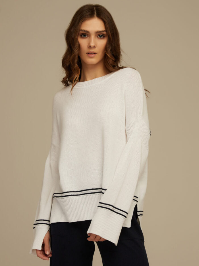 JUMPER WHITE with the inscription on the back "THE WILL" 4012