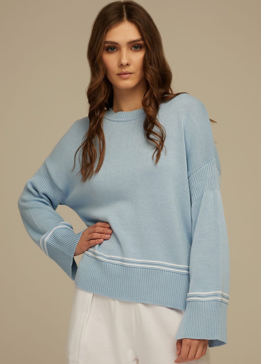 JUMPER BLUE with the inscription 