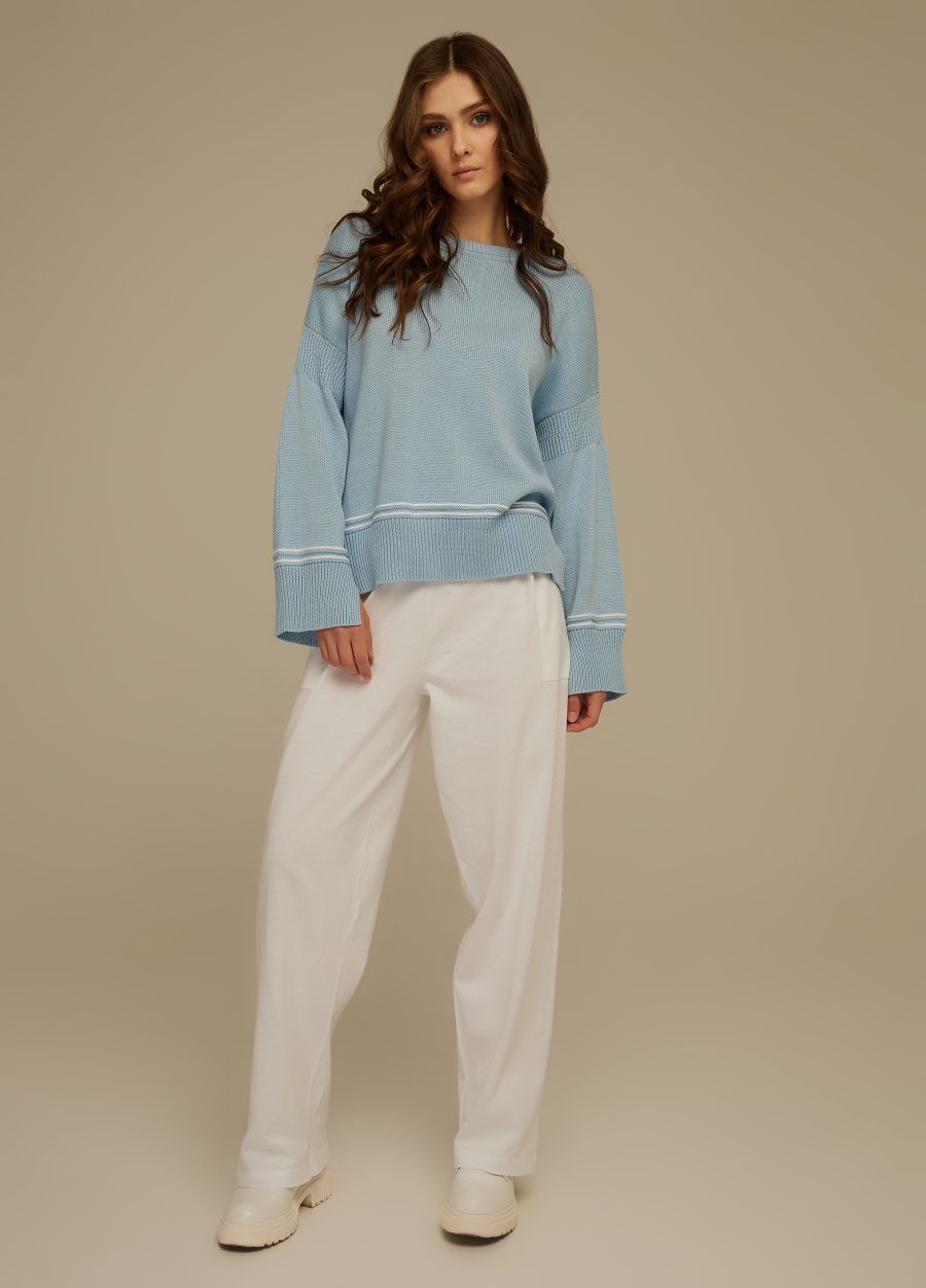 JUMPER BLUE with the inscription 
