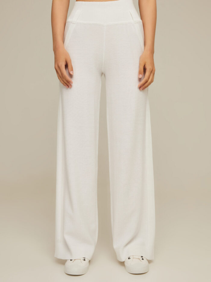 PANTS WHITE made of semi-cotton 4027