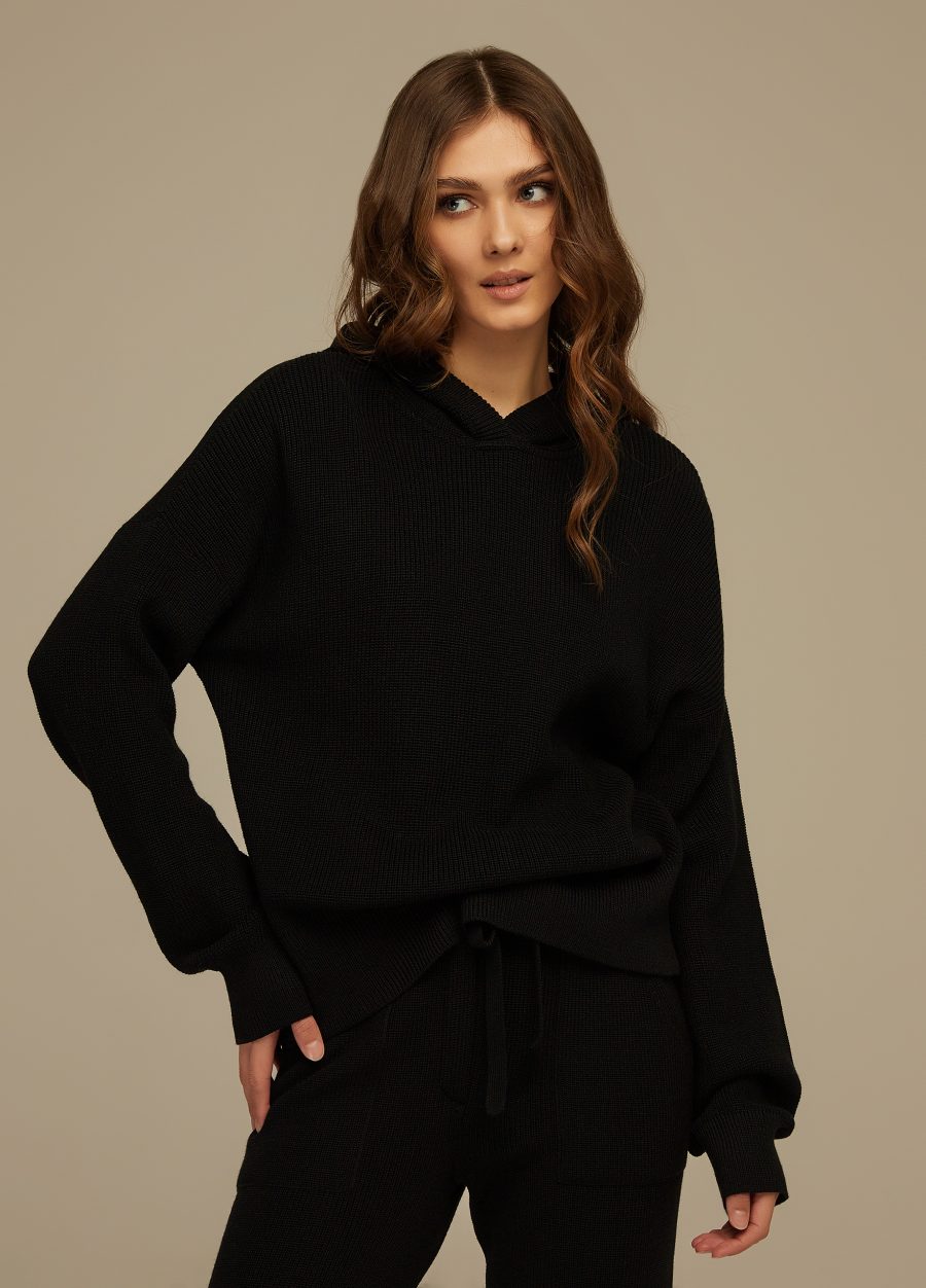 HOODIE BLACK 3135-Collections_Fall-Winter_3