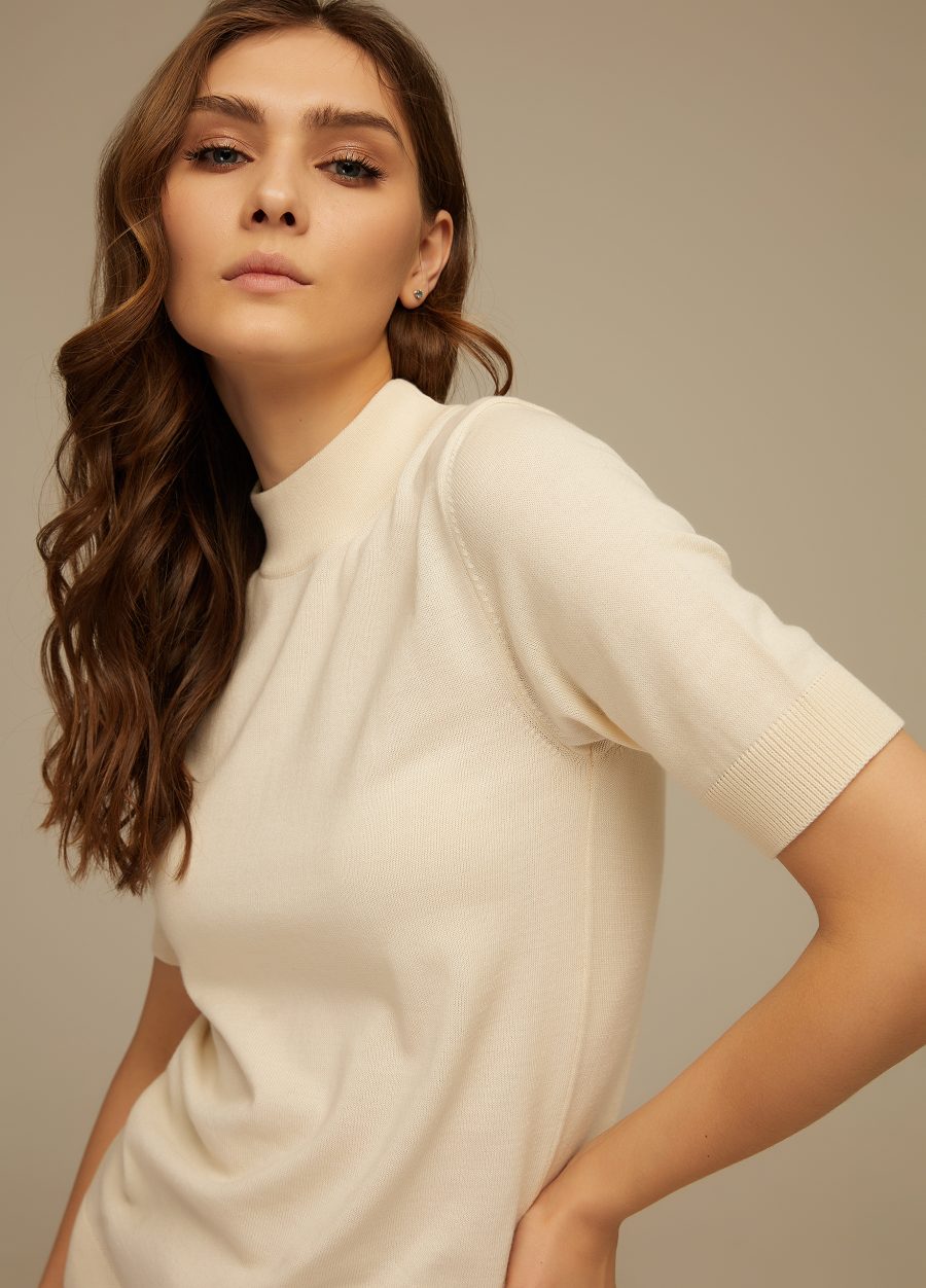 JUMPER IVORY with short sleeves 5082-Collections_Fall-Winter_2