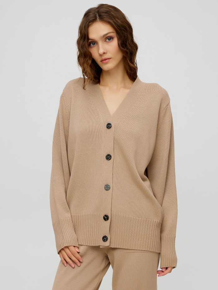 BEIGE CARDIGAN with buttons 4138