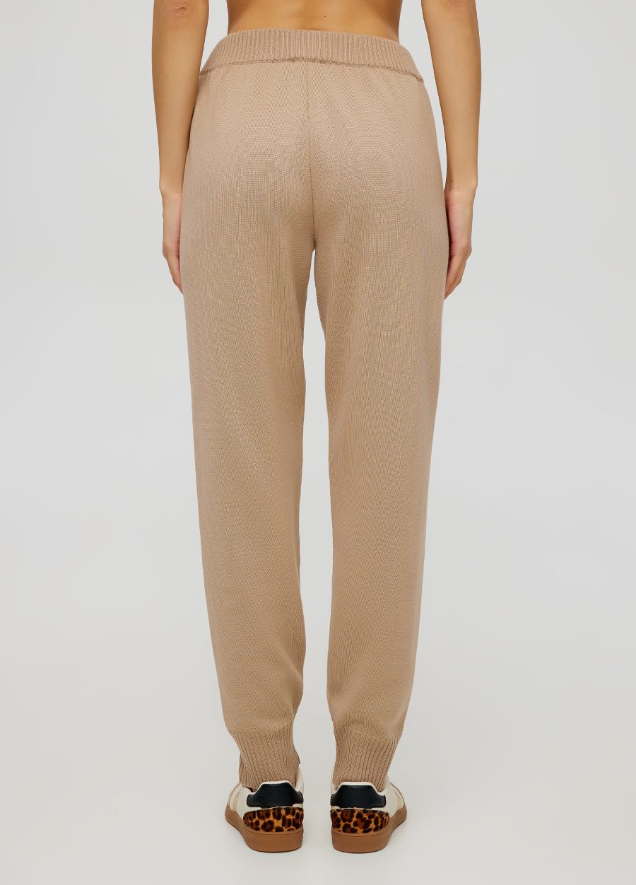 Beige Pants 4151-Collections_Fall-Winter_3