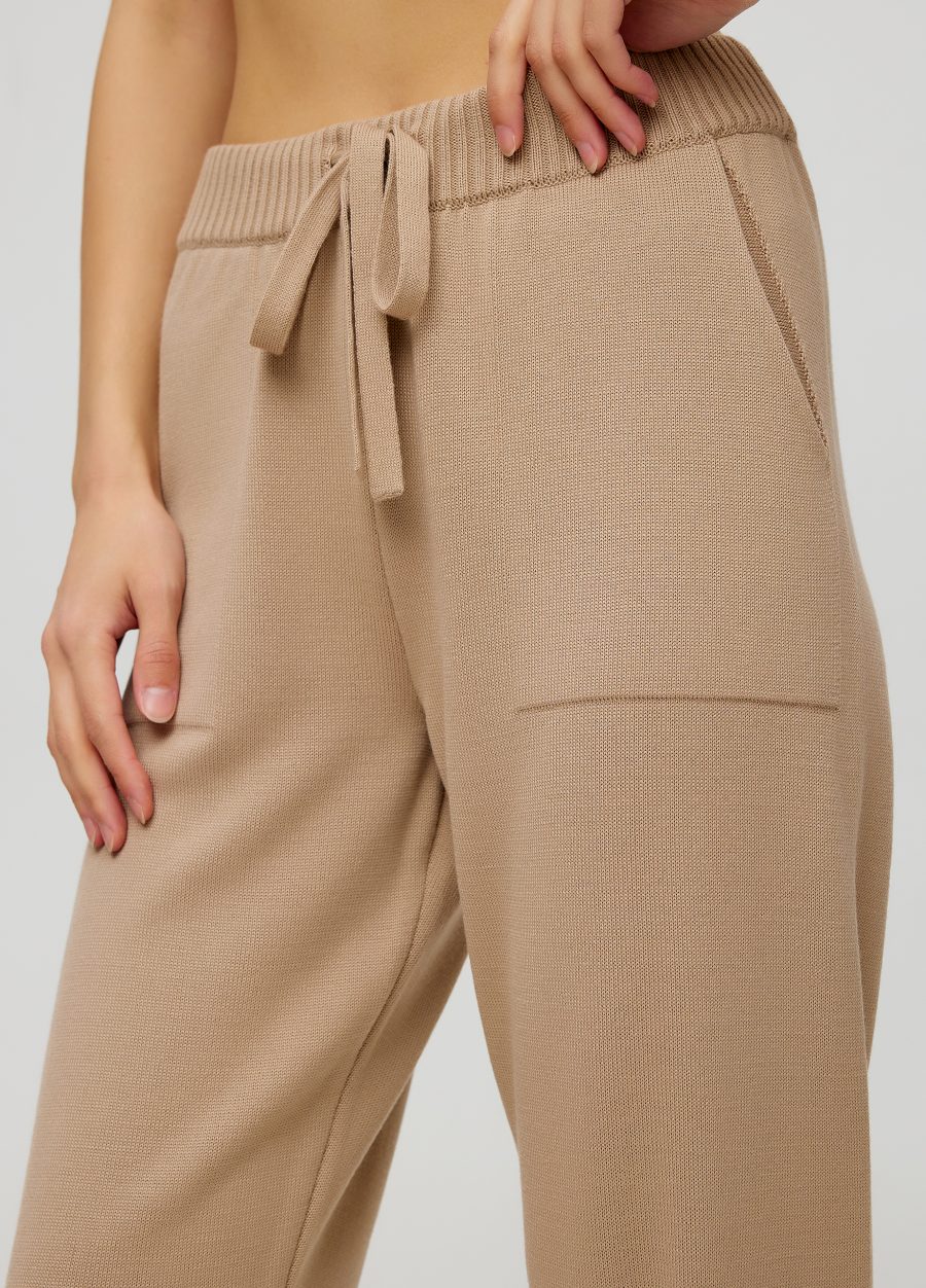 Beige Pants 4151-Collections_Fall-Winter_2