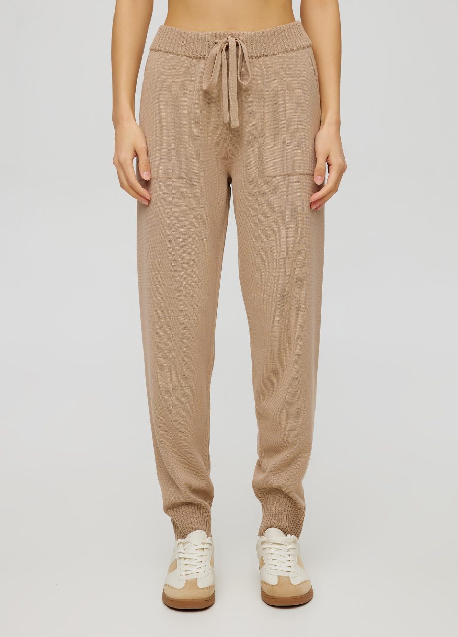 Beige Pants 4151-Collections_Fall-Winter_1