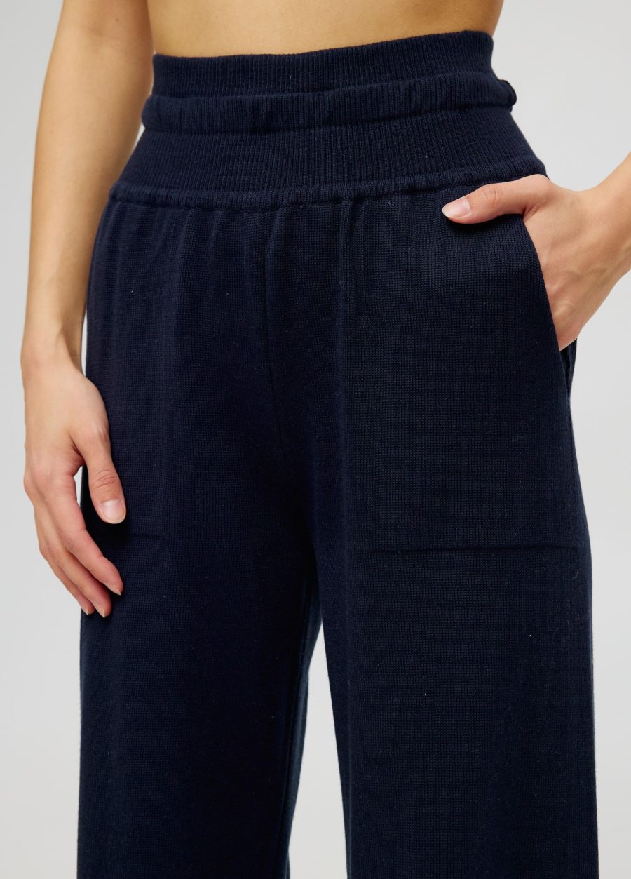 PANTS BLUE knitted with pockets 5005-Collections_Ready to Wear_5