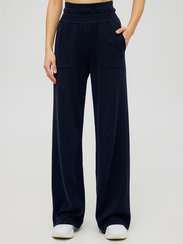 PANTS BLUE knitted with pockets 5005