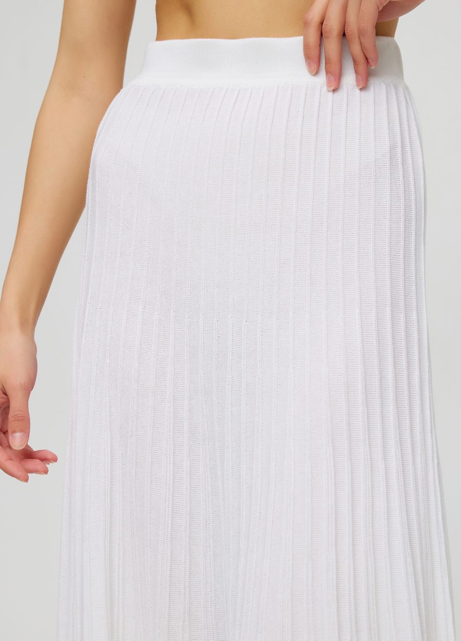 White skirt made of cotton A silhouette 5013-Collections_Ready to Wear_2