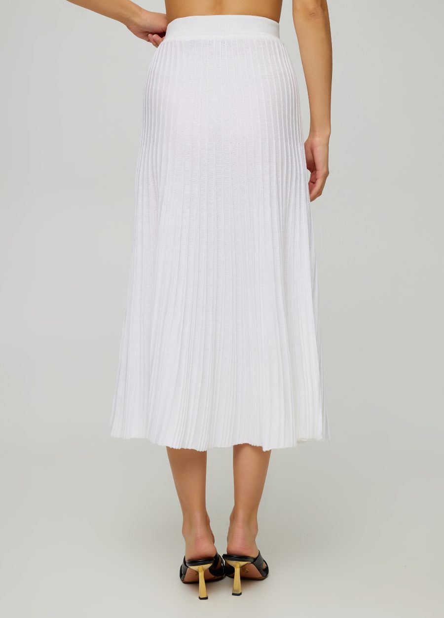 White skirt made of cotton A silhouette 5013-Collections_Ready to Wear_4