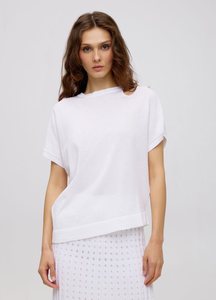Summer white jumper made of 100% cotton 4081