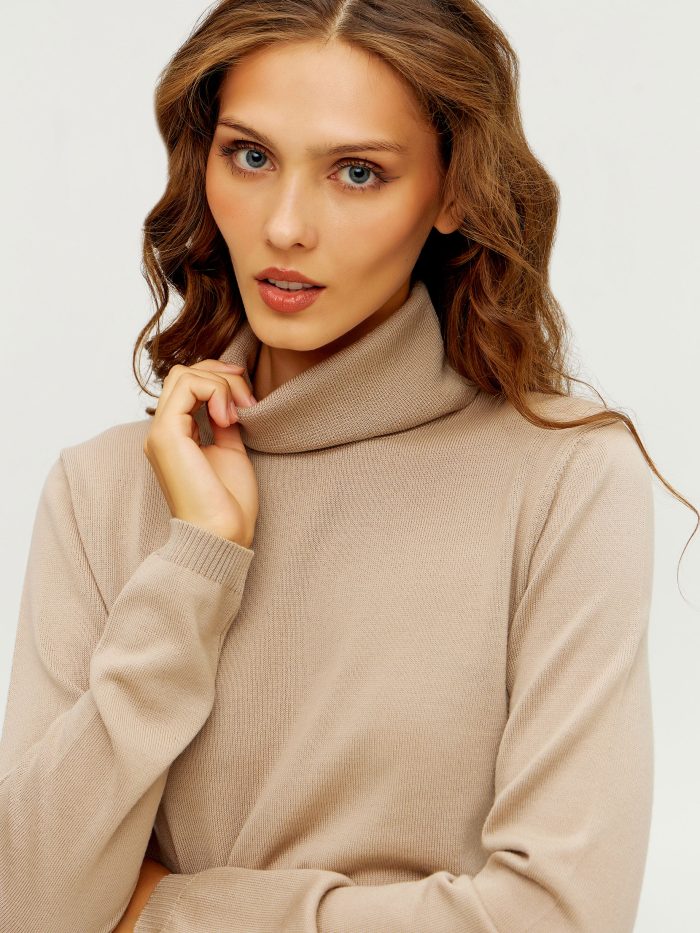 TURTLENECK BEIGE 100% merino wool 1216