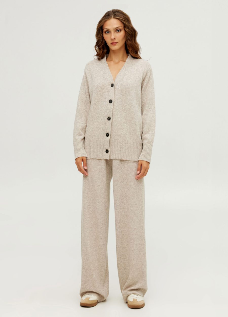 TROUSERS BEIGE straight cut with pockets 4088-Collections_Fall-Winter_5