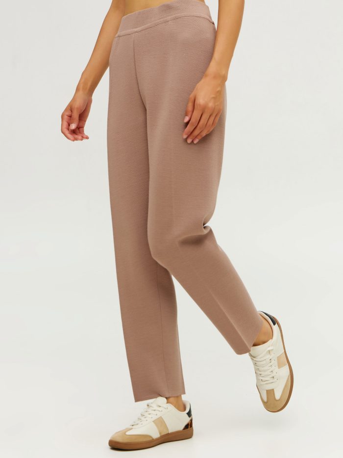 TROUSERS MOCHA 9072