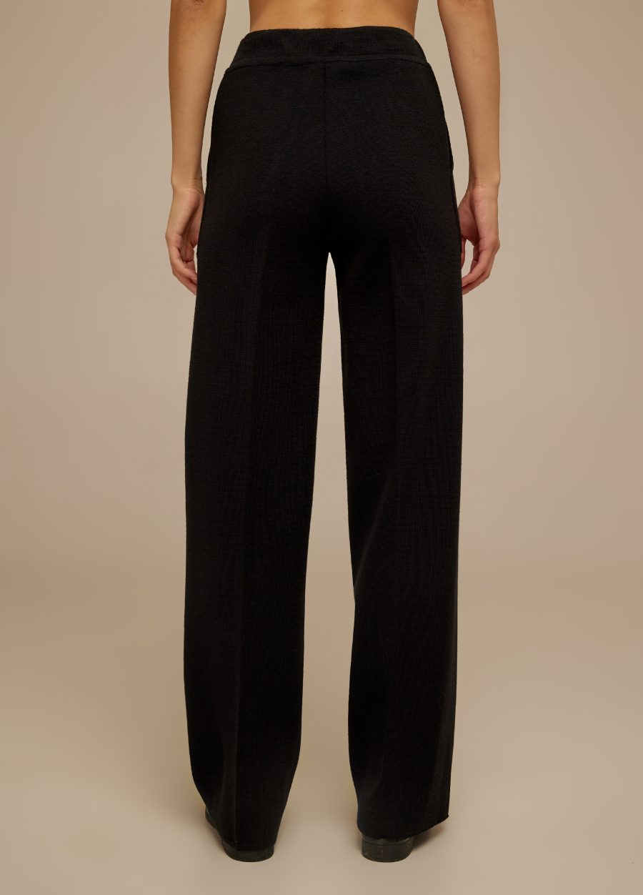 TROUSERS BLACK streight with pockets 4075-Collections_Fall-Winter_3