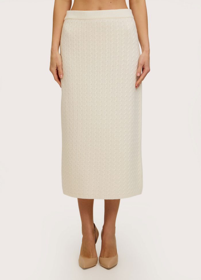 MILKY SKIRT with braids made of wool 4078