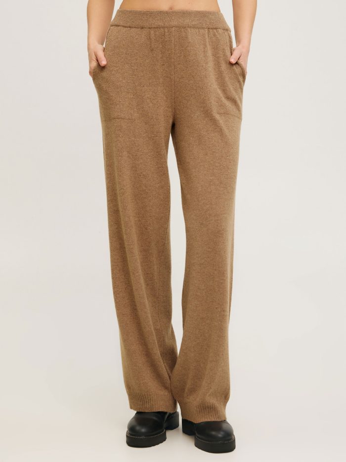 TROUSSERS MOCHA straight-leg with pockets 4088