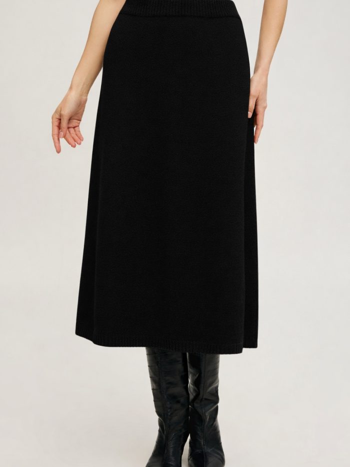 SKIRT BLACK 100% lamb's wool midi 5138