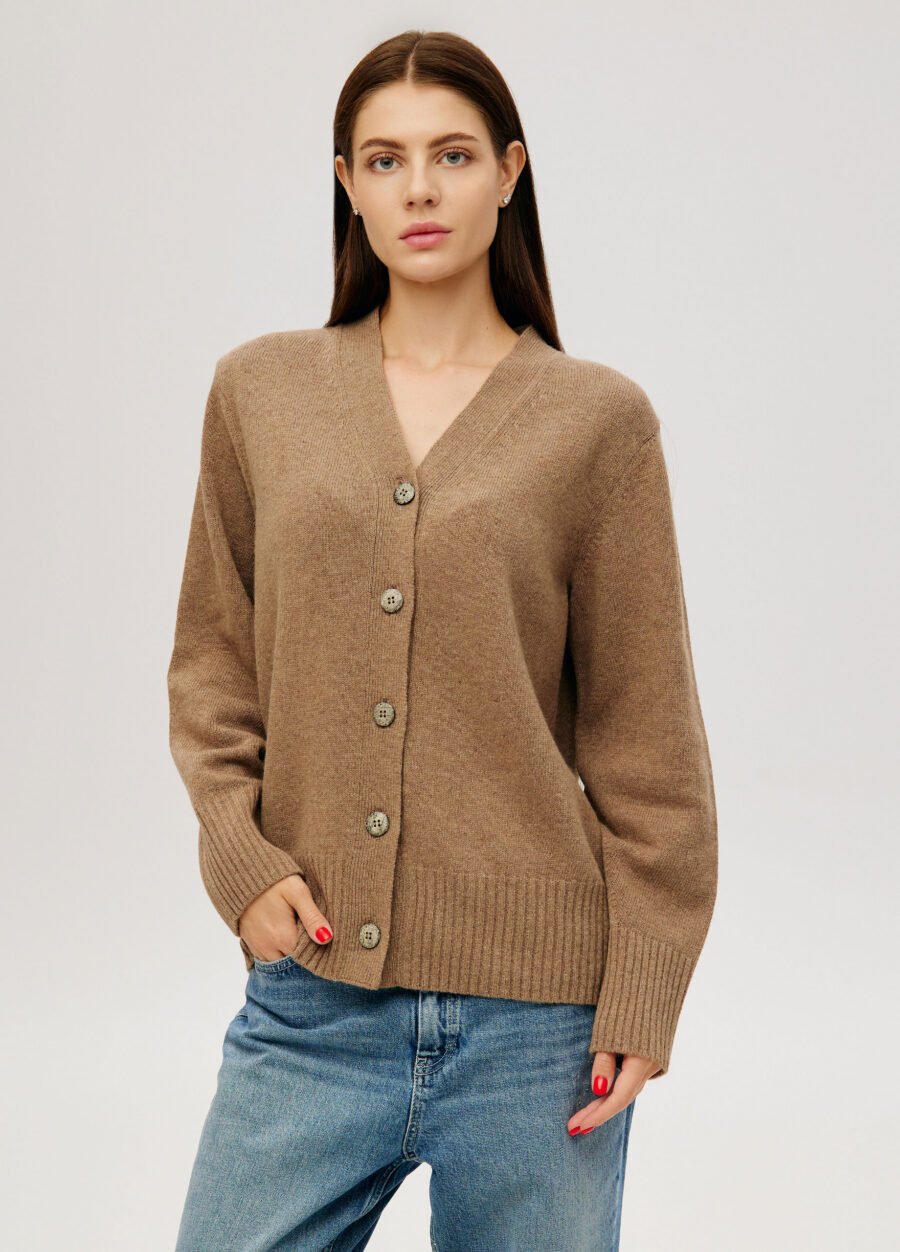 CARDIGAN MOCHA with buttons and lamb's wool 4086-Collections_Fall-Winter_1