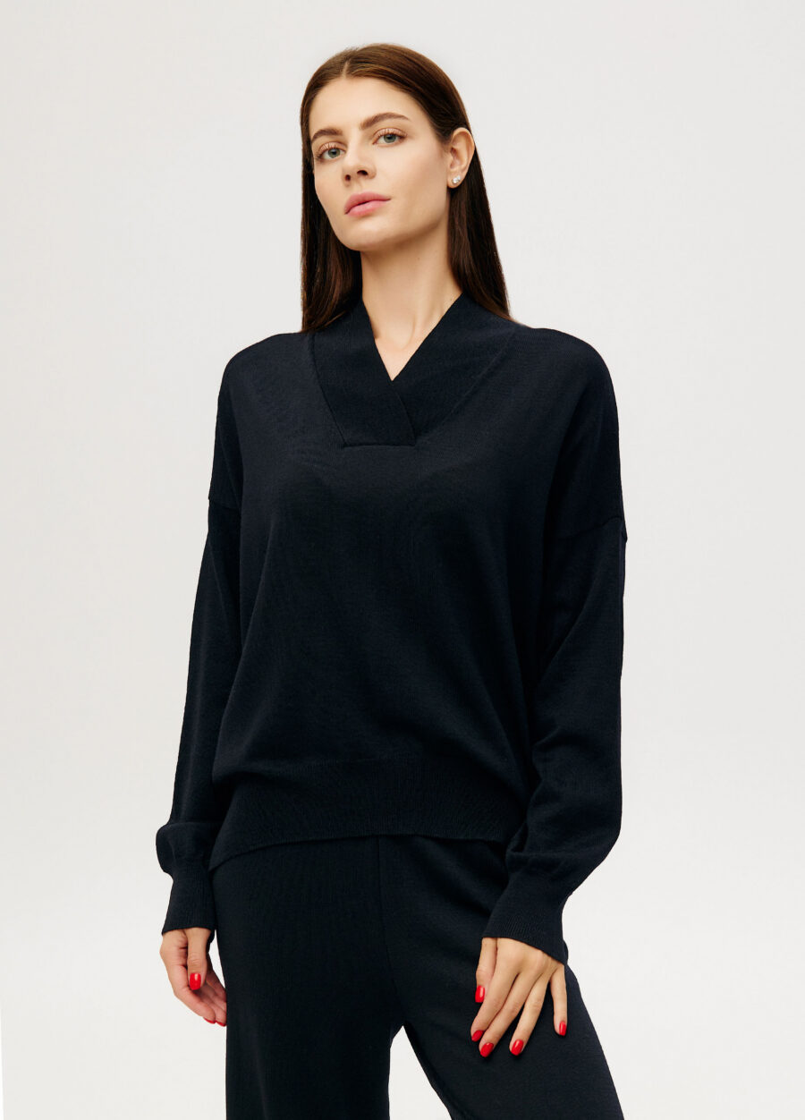 JUMPER BLACK 100% merino wool 6052-Collections_Essentials_1